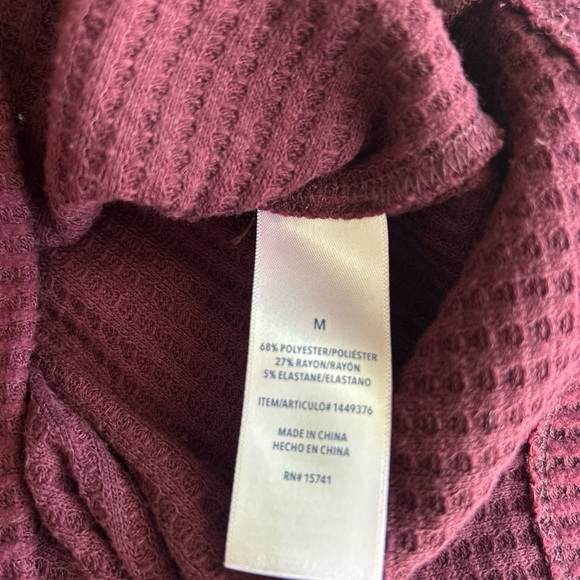 Splendid Woman’s Sz M Burgundy Boxy Oversized Ribbed Knit Boatneck Sweater - Picture 6 of 7